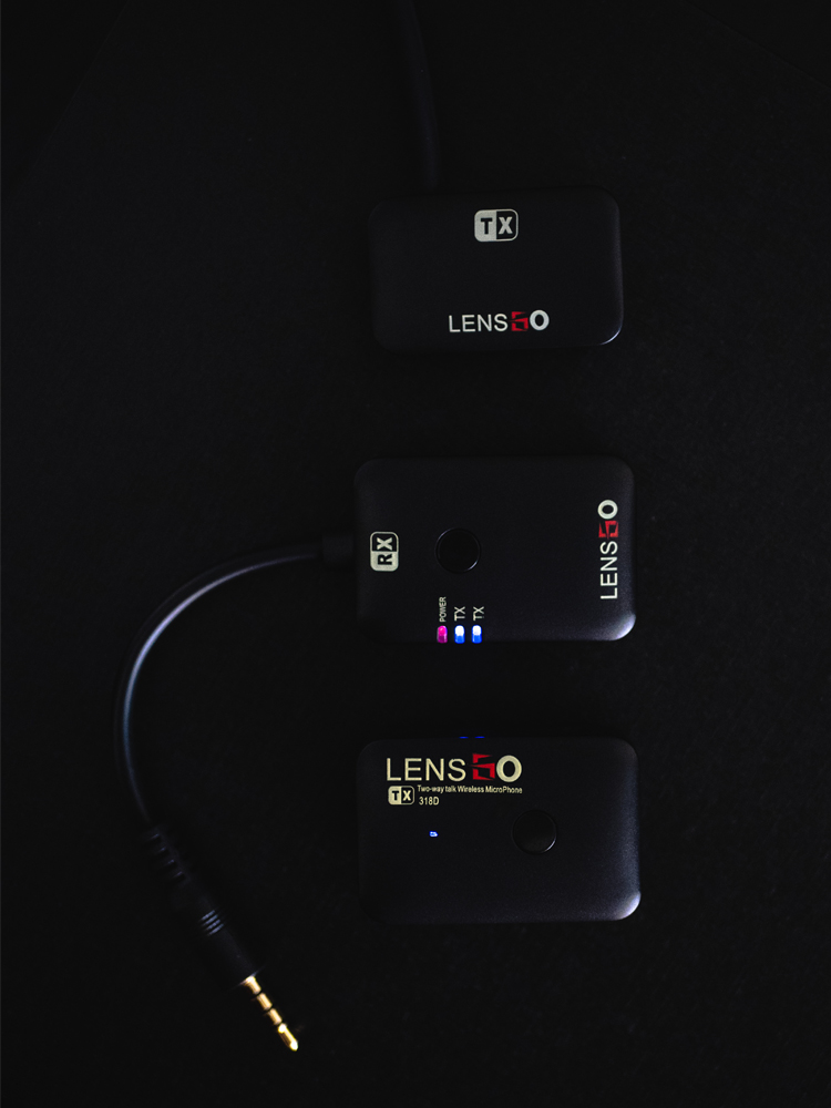 Lensgo 318D Full Duplex call wireless microphone 1V1