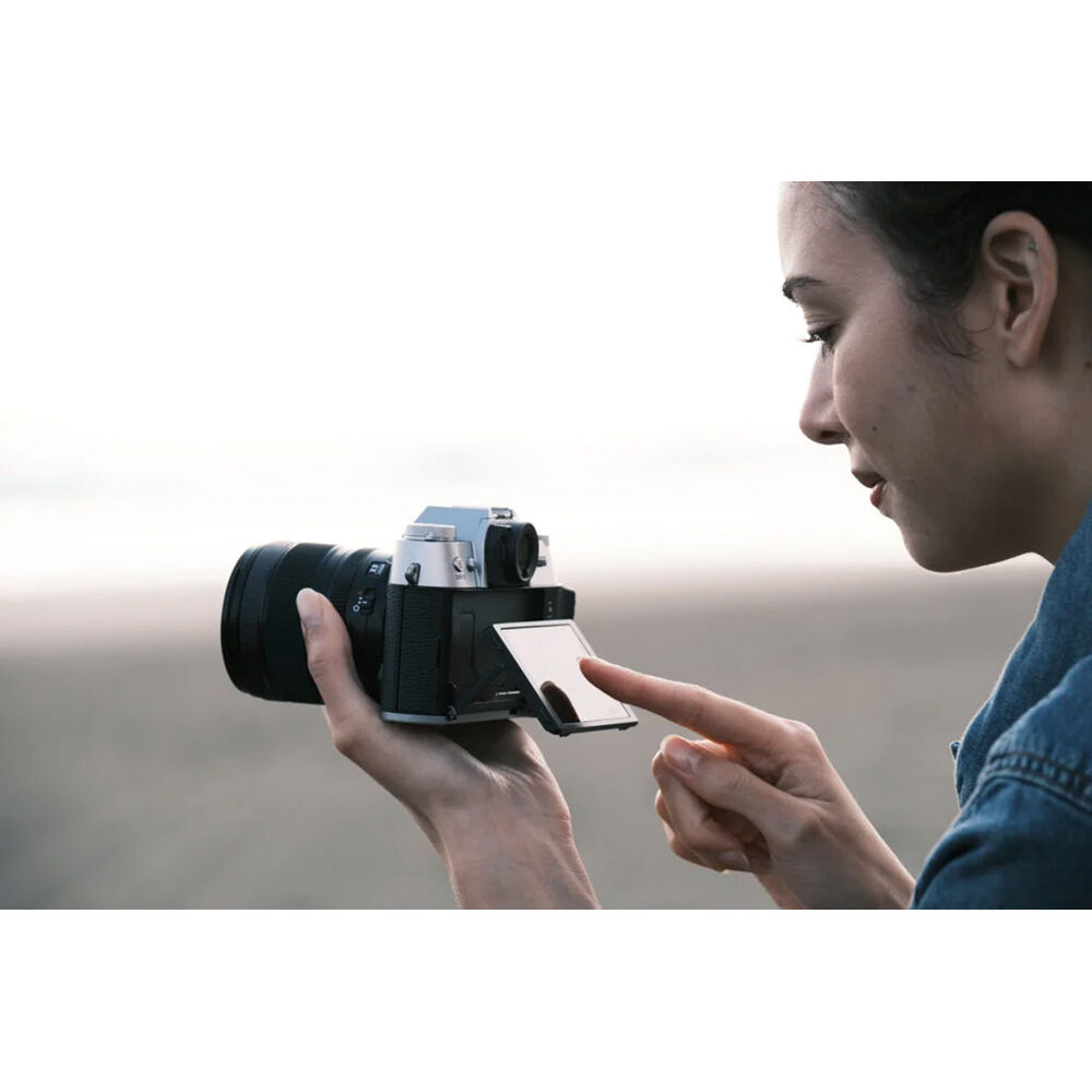 FUJIFILM X-T50 Mirrorless Camera with XF 16-50mm f/2.8-4.8 Lens (Silver) (Silver)