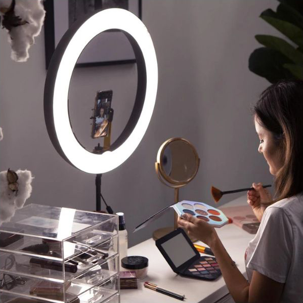 General Ring light R-770 bi-color 130W with stand