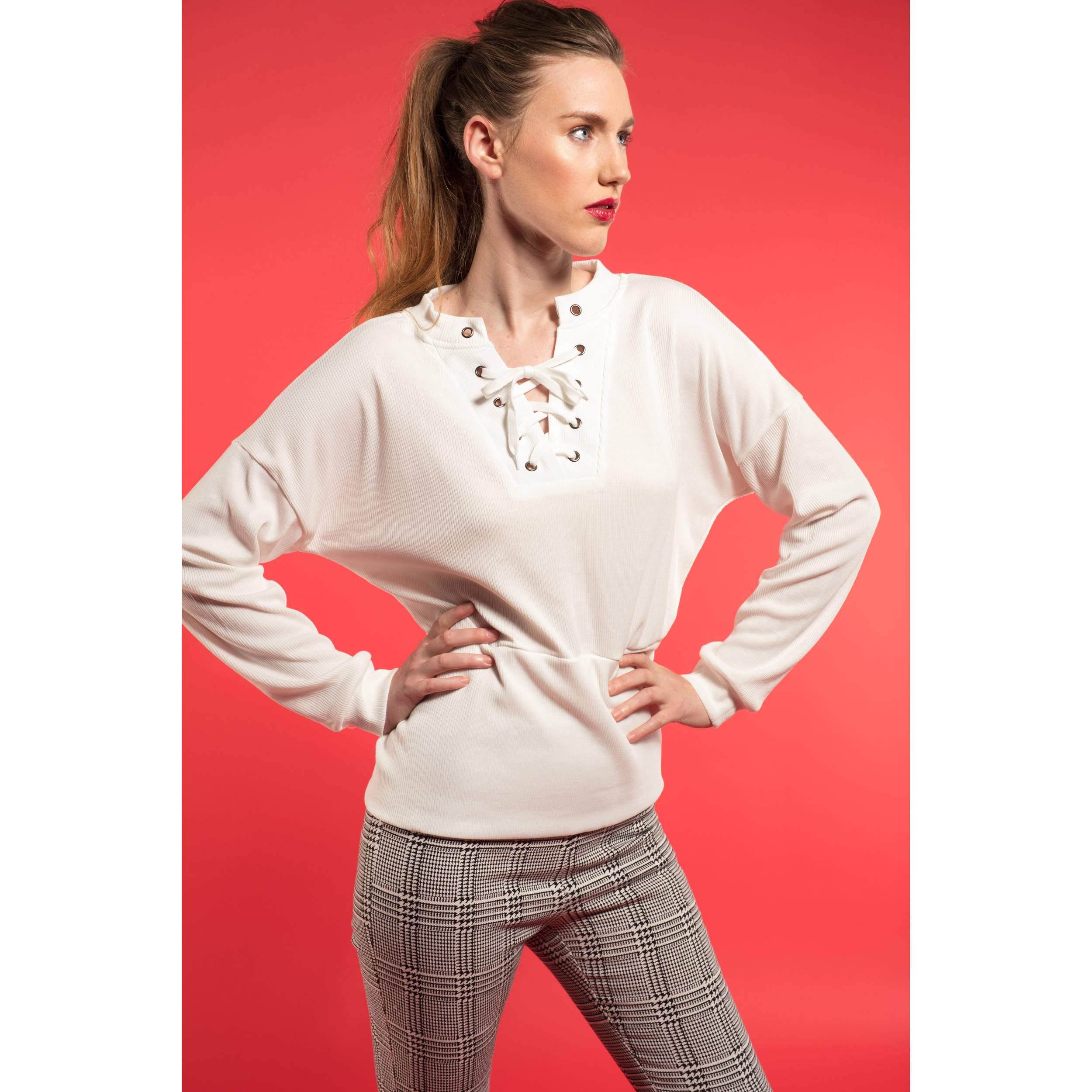 Visico Widetone Seamless Background Paper #56 (Red)