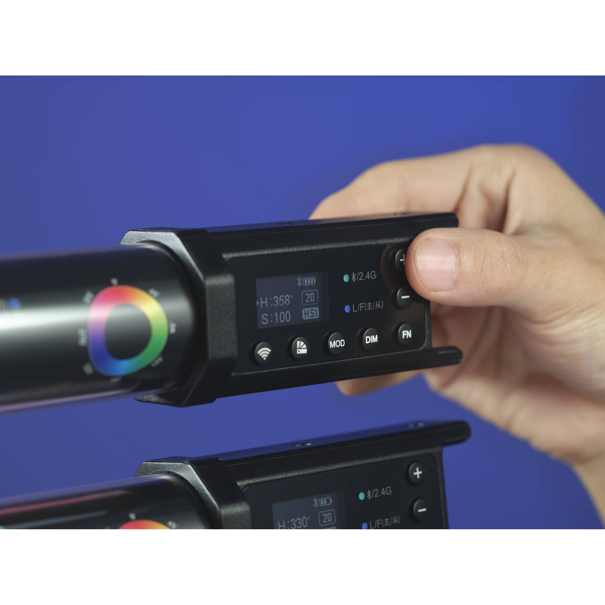 Godox TL120 RGB LED Tube Light (120cm, 4-Light Kit) - Image 10