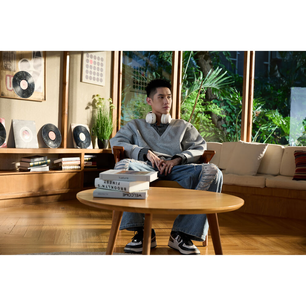 Godox KNOWLED MG4KR RGB LED Monolight - Image 5